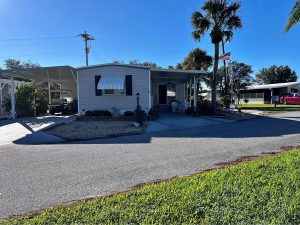 homes with carports