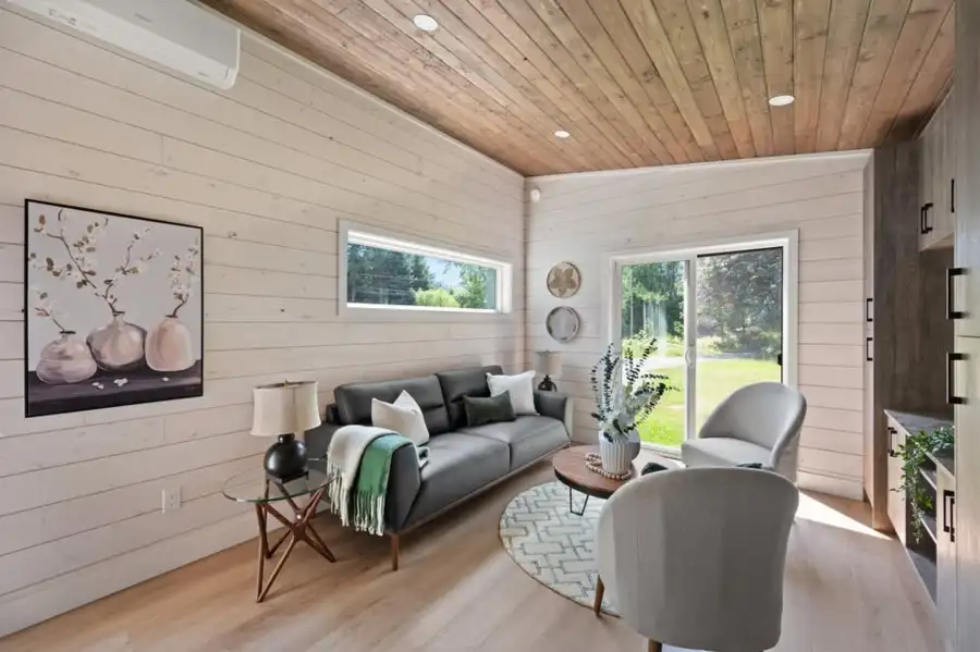 Nhà di động tùy chỉnh – Customizable Mobile Homes thông tin sản phẩm