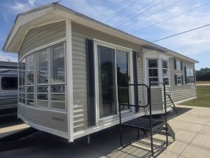 park model homes with lofts