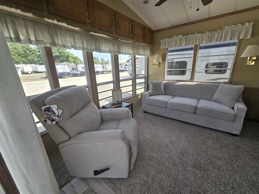 park model homes with lofts