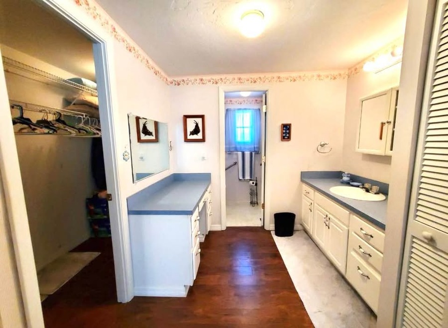 Modular Homes with Breakfast Nook