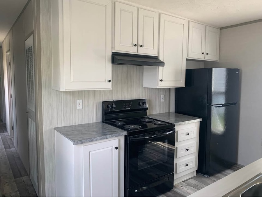 Modular Homes with Walk-in Closet