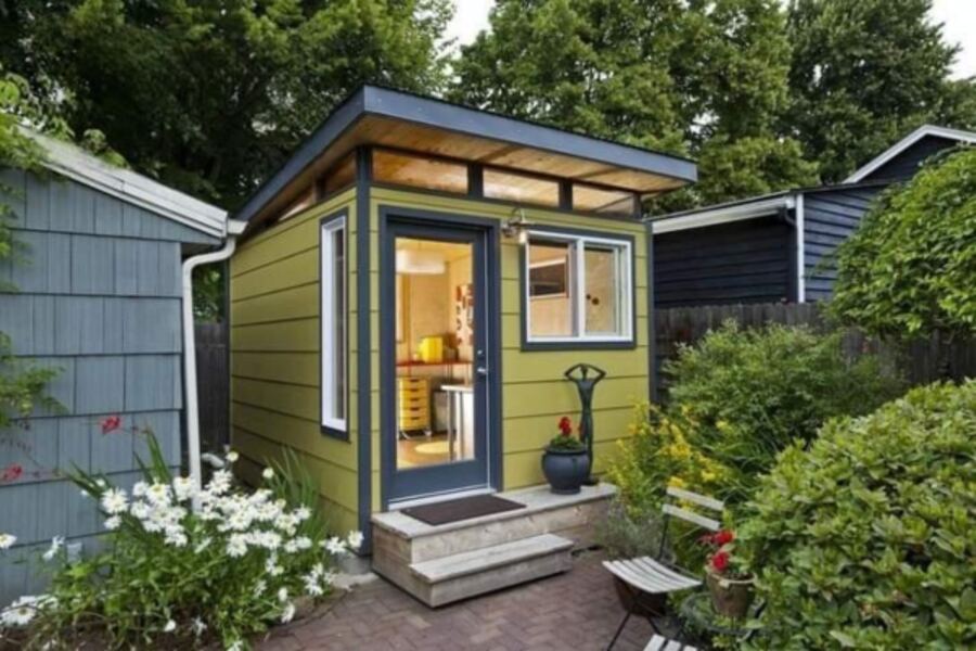 Kích thước nhỏ gọn của nhà lắp ghép mini mang lại lợi thế lớn về diện tích, khi dễ dàng tận dụng không gian ở những khu vực hạn chế, như sân vườn hay đất nhỏ…