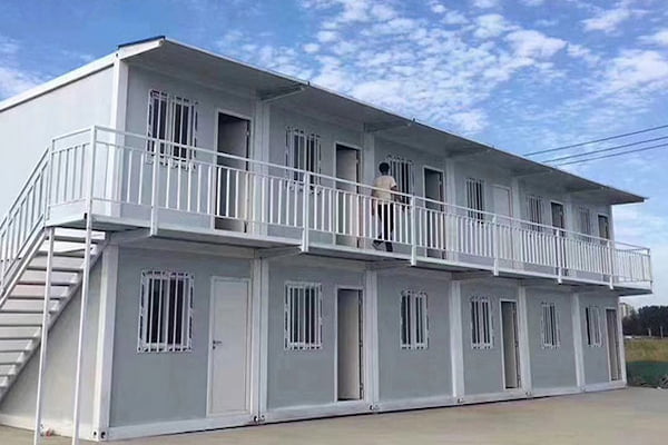 Nhà lắp ghép 40m2 ghép liền kề thành dãy nhà trọ, phù hợp cho người đi làm hoặc công nhân cần không gian sống riêng biệt, an toàn