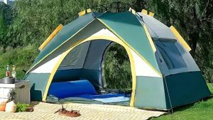 Lều chống nước với chỉ số PU cao, thiết kế mái nghiêng giúp thoát nước nhanh