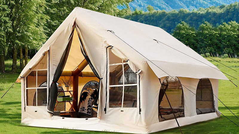 Trải nghiệm “glamping” đỉnh cao với nhà lều bơm hơi cao cấp