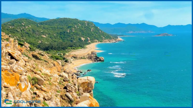Ninh Thuận - Vùng đất của nắng và gió, sở hữu những bờ biển hùng vĩ