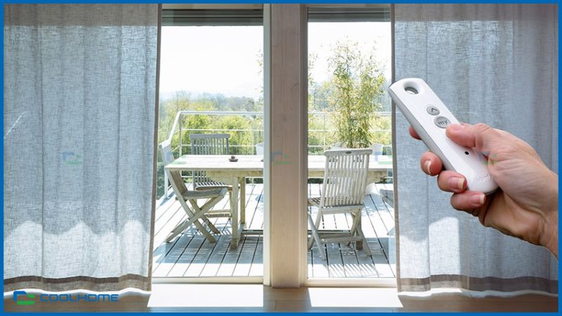 Rèm tự động điều khiển từ xa giúp đóng mở dễ dàng