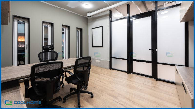 Sàn nhựa giả gỗ hèm khóa được ứng dụng trong văn phòng, showroom