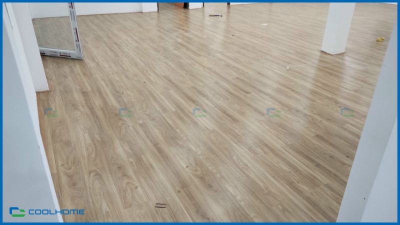 Thi công đúng kỹ thuật giúp sàn nhựa dán keo bền chắc hơn