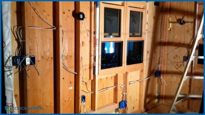 Các đường dây điện và ống nước được bố trí khoa học giúp tối ưu không gian và công năng sử dụng